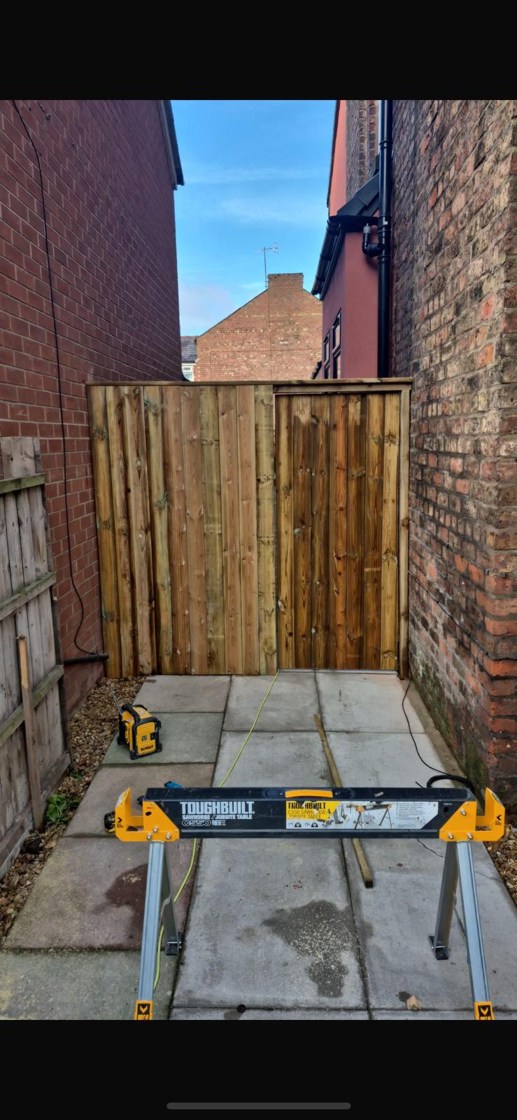 Timber side gate and fencing installation